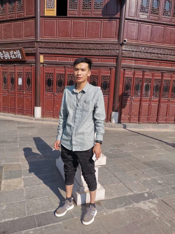 刘方的第一张照片--曲靖蓝颜知己交友网